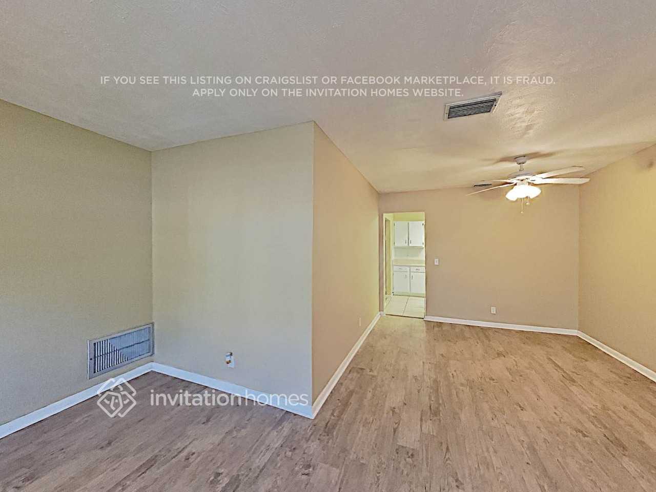 12718 Sebring Blvd - Photo 4 of 18