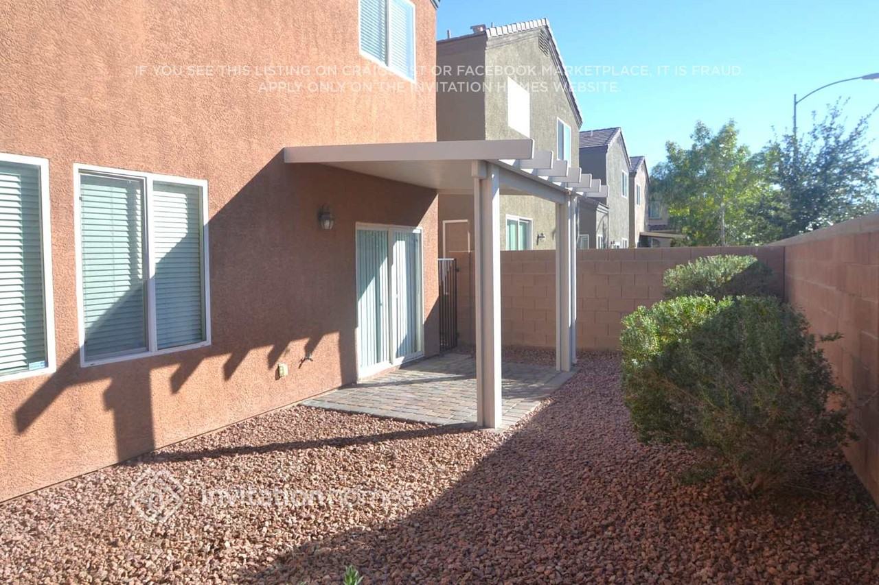 6181 Arlington Ash St - Photo 2 of 3