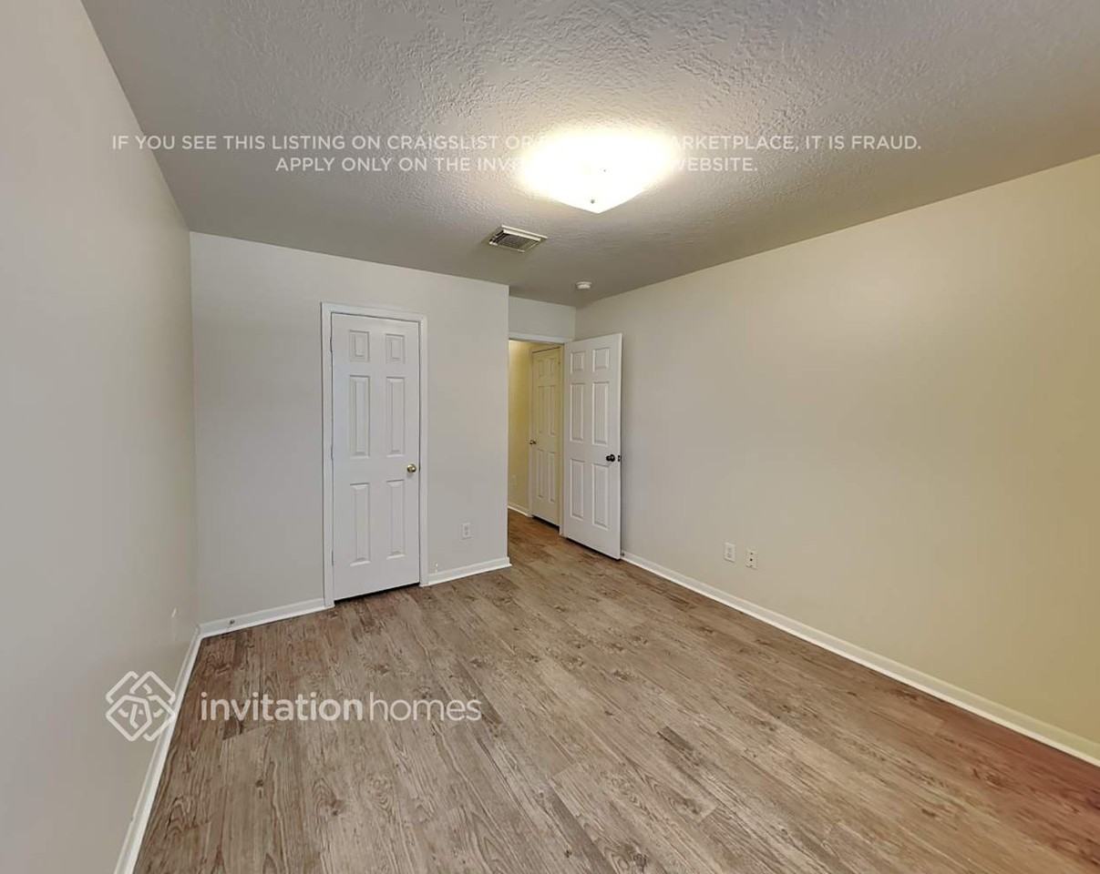 19470 Tahoka Springs Dr - Photo 6 of 10