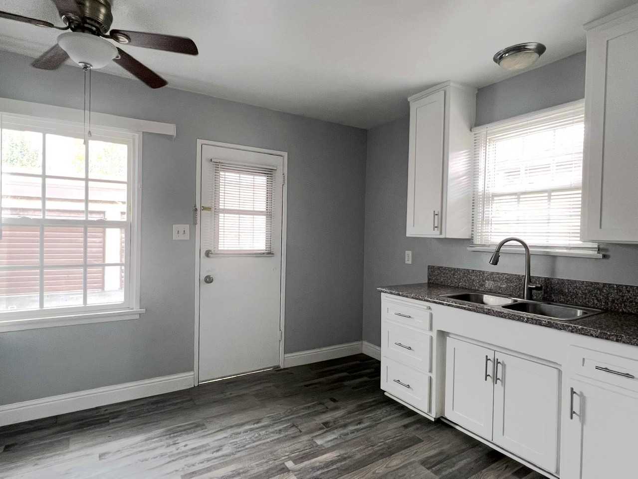 3355 Independence AveUnit 3355F #3355F - Photo 5 of 9