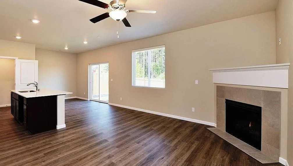 4511 Sand Dollar St #1 - Photo 4 of 14