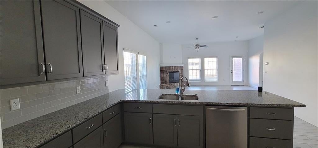 5908 Nw Ettie May St - Photo 6 of 22