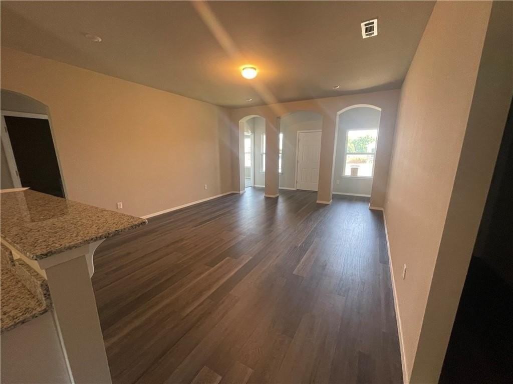 2823 W Emil Dr - Photo 7 of 14