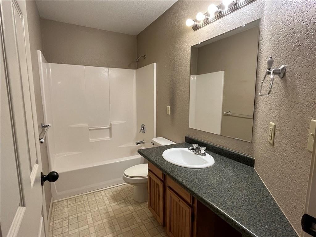 806 W Tahlequah St #C - Photo 7 of 14