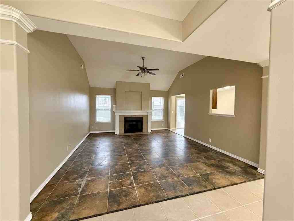 3108 S G St - Photo 2 of 12