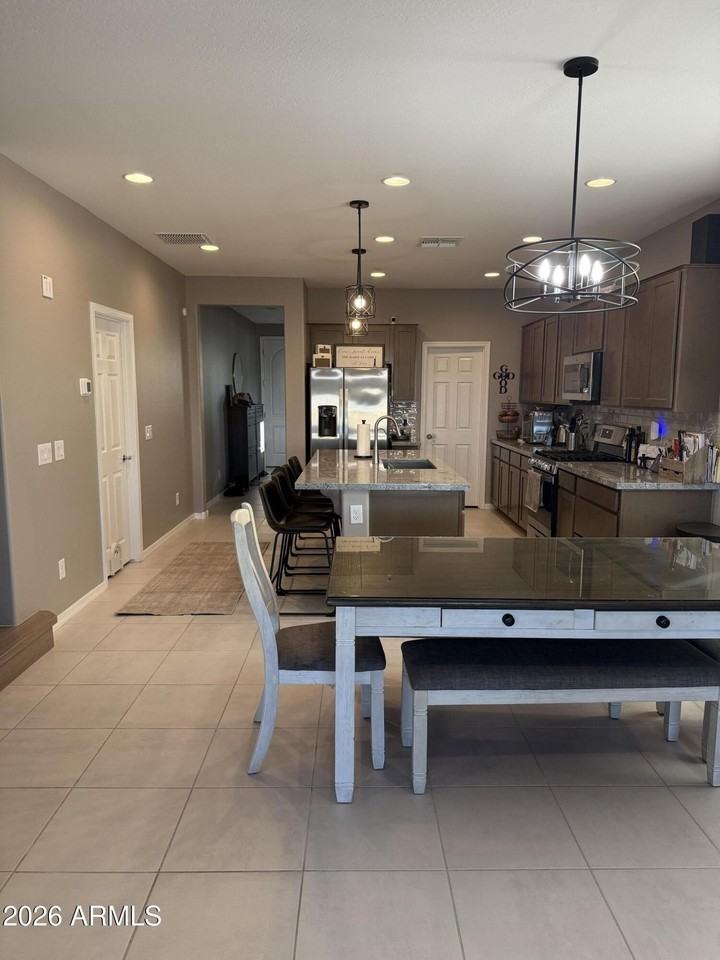 37752 N Bridlewood Ln - Photo 5 of 23