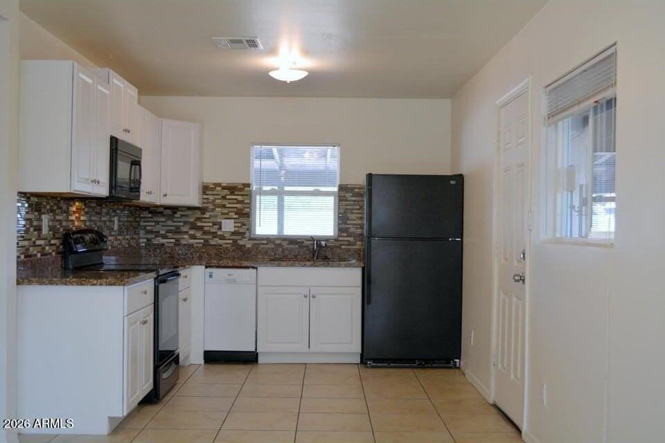 4003 N 22nd Ave - Photo 4 of 18