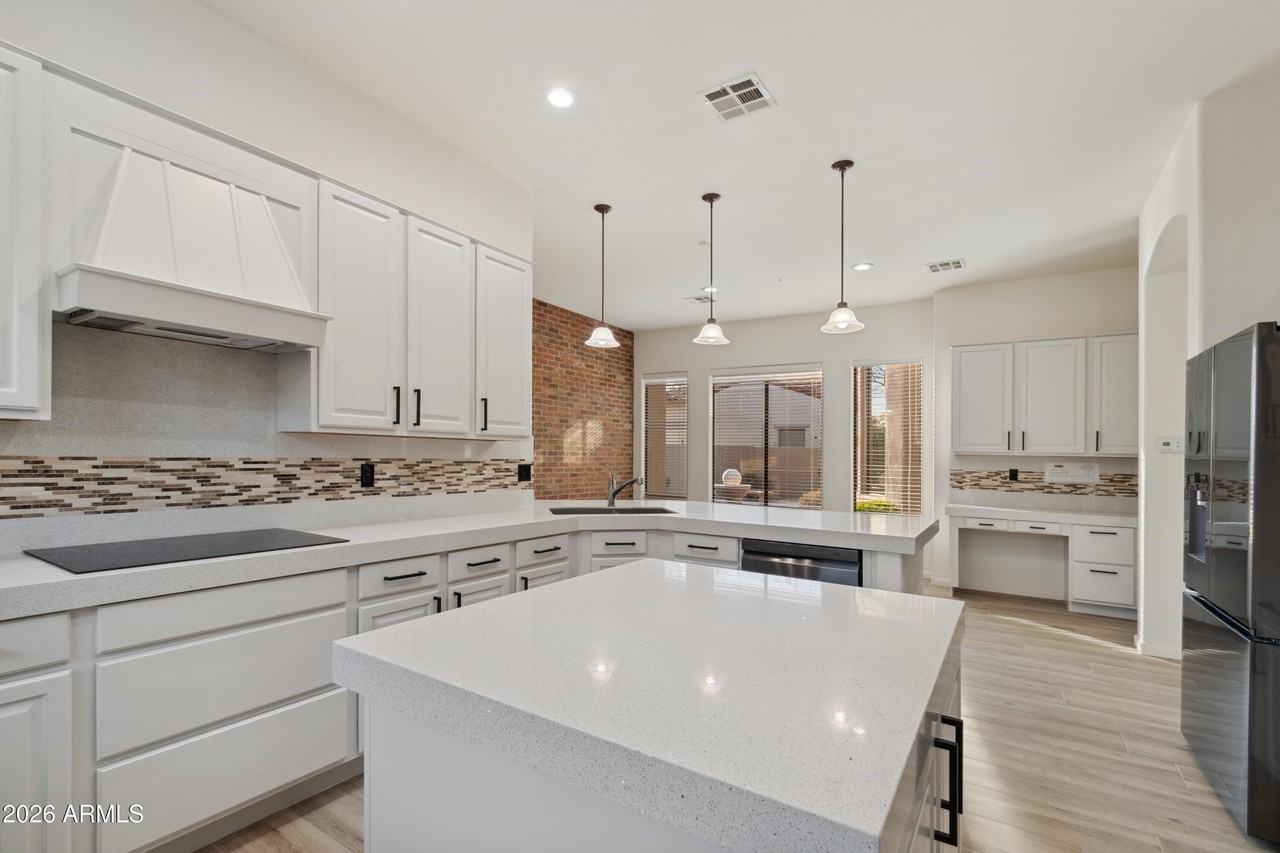 8096 E Windwood Ln - Photo 7 of 25