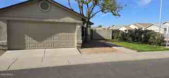 5620 S 42nd St - Photo 1 of 1