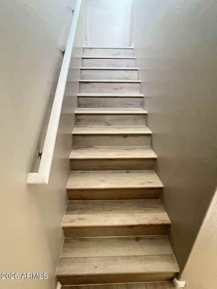 1961 E Oxford Ln - Photo 7 of 24