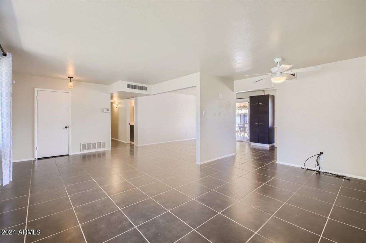 3213 N 63rd Pl - Photo 7 of 28