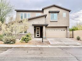 featured image of 1732 W Myrna Ln