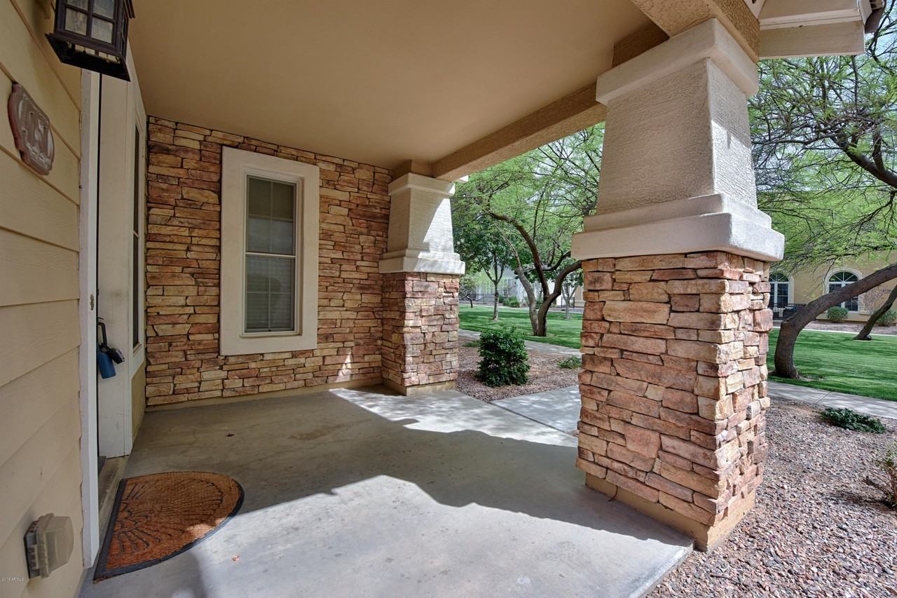 4757 E Woodside Way - Photo 3 of 48