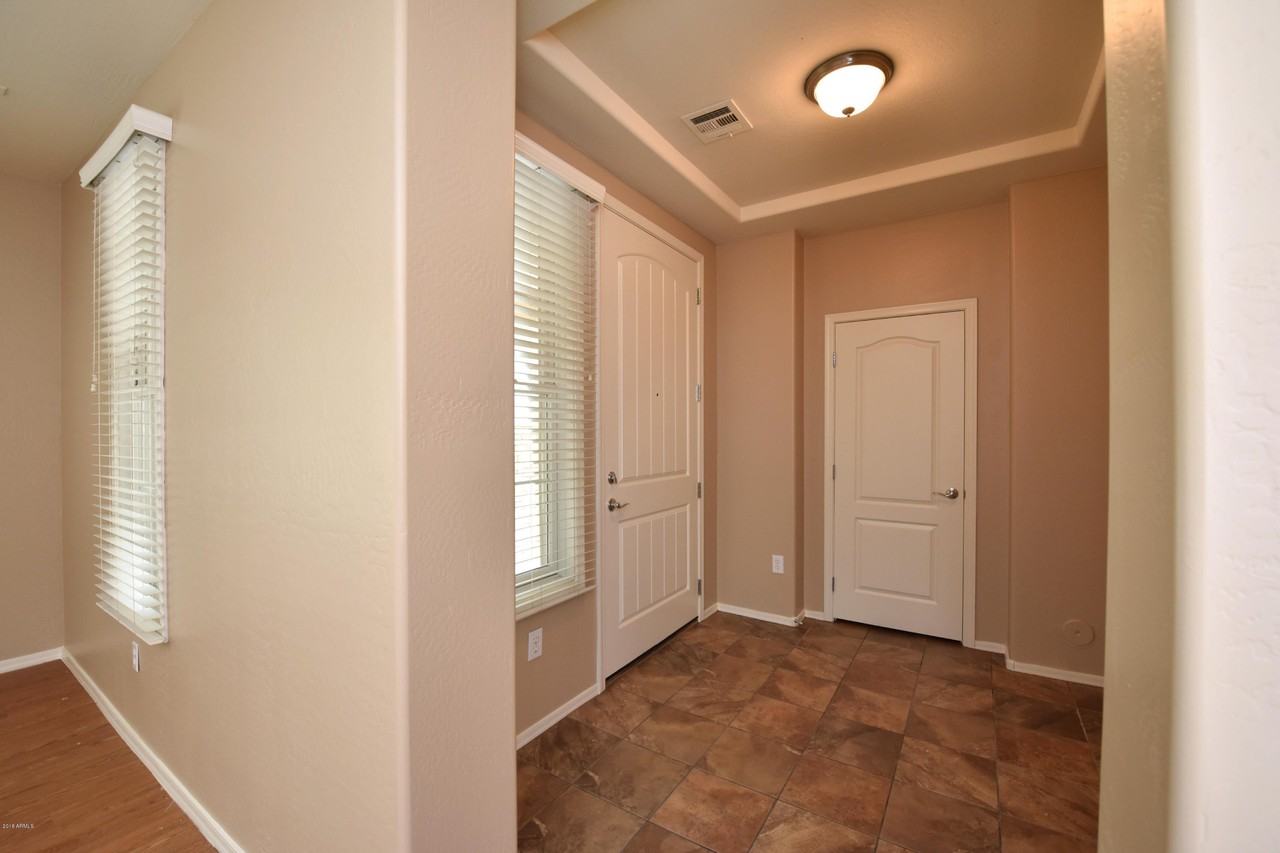 4757 E Woodside Way - Photo 6 of 48