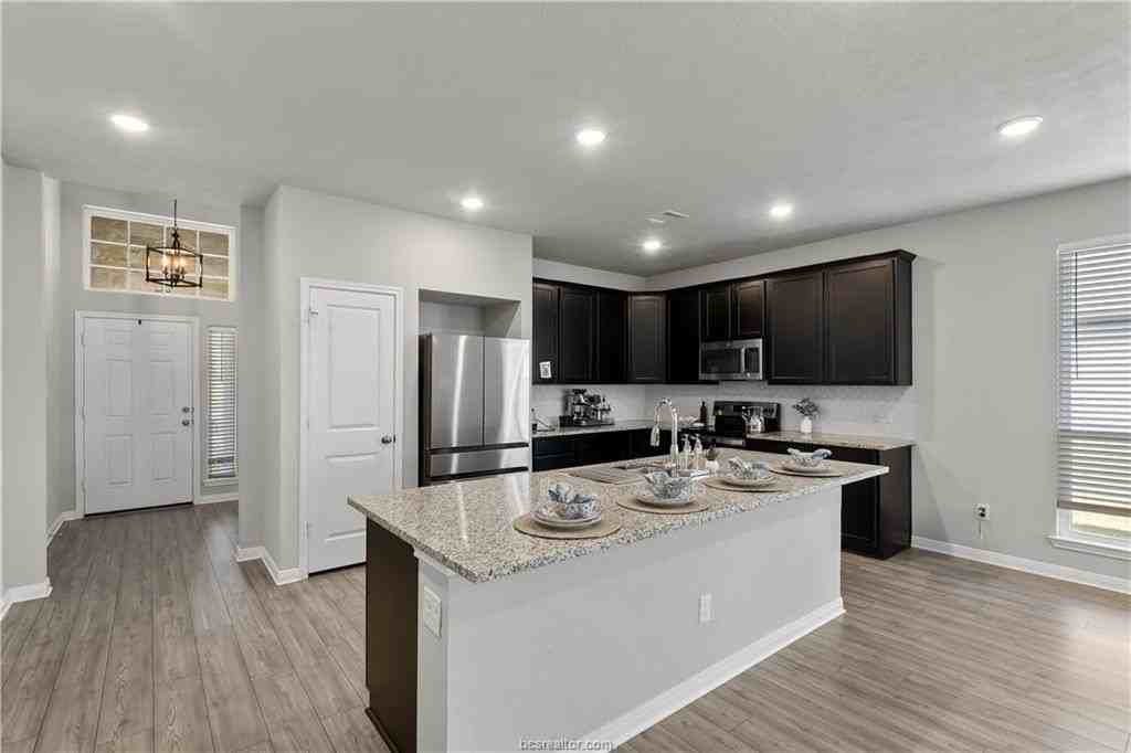 1925 Viva Rd - Photo 2 of 26