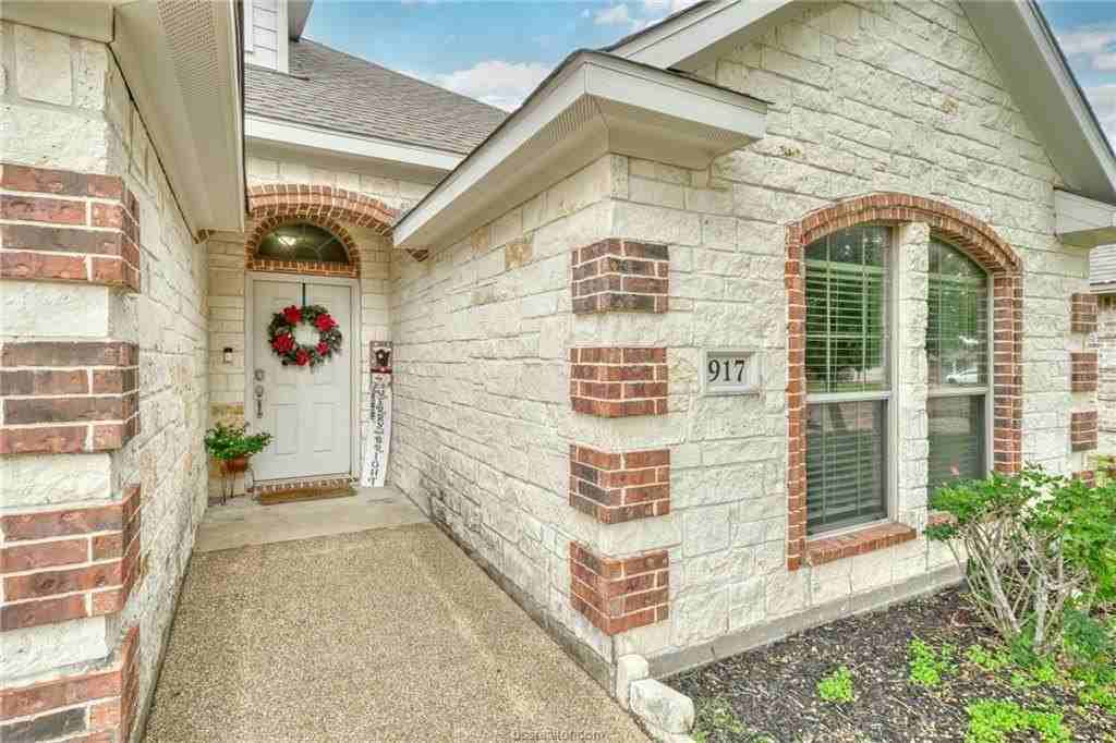 917 Dove Landing Ave - Photo 2 of 17