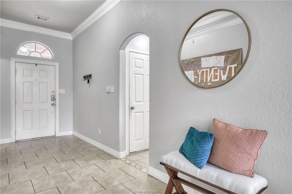 917 Dove Landing Ave - Photo 3 of 17