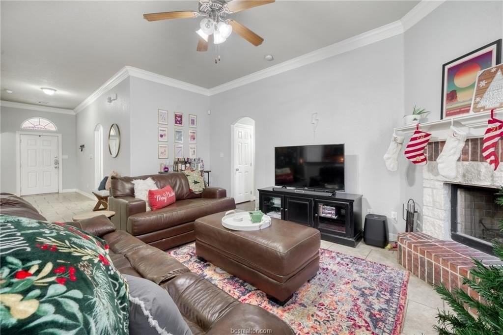 917 Dove Landing Ave - Photo 5 of 17