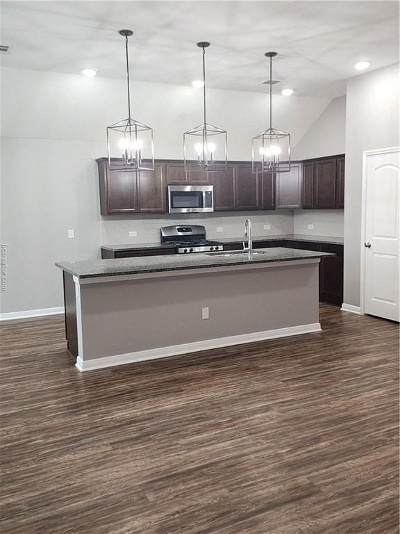 4015 Dunlap Loop - Photo 7 of 40