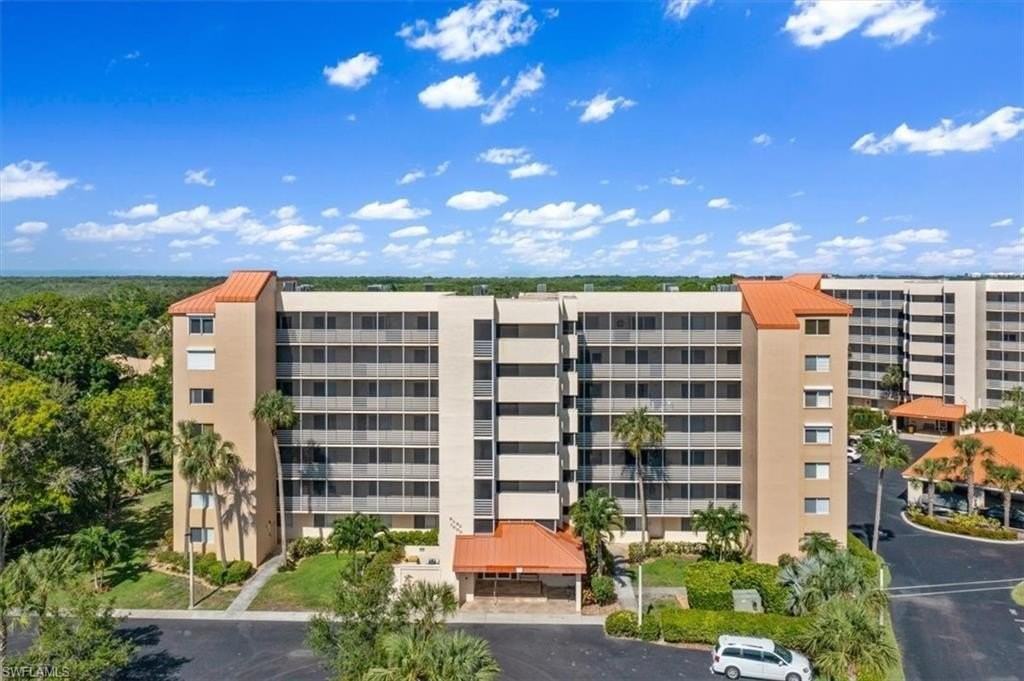 15161 Cedarwood Ln Apt 1505 #1505 - Photo 2 of 31