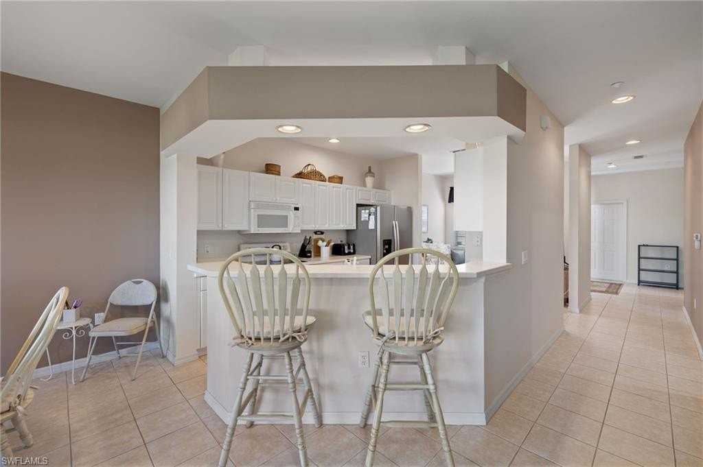 12607 Fox Ridge Dr Apt 4102 #4102 - Photo 7 of 37