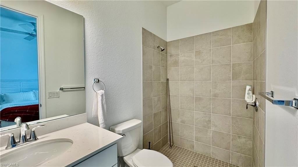 15048 Pinehurst Ln - Photo 3 of 22