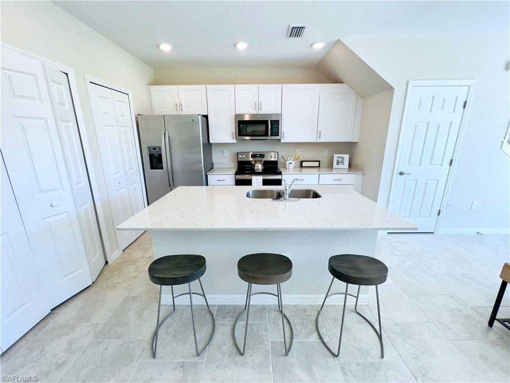 14297 Oviedo Pl Unit 14297 #14297 - Photo 3 of 29