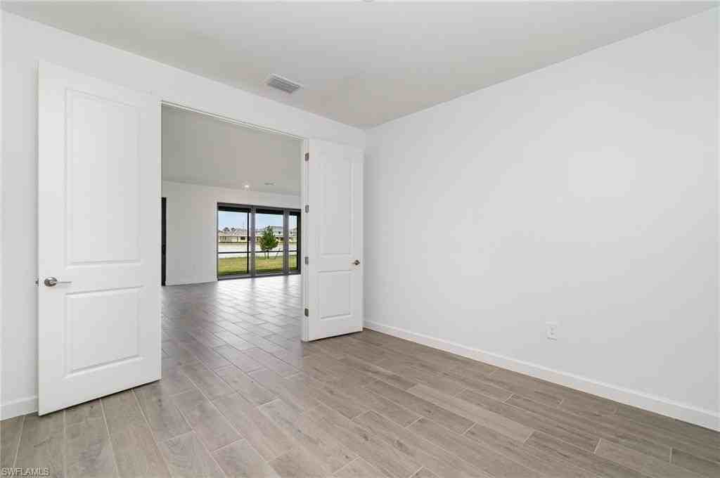 10777 Timber Creek Dr - Photo 5 of 27