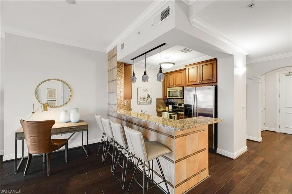 23161 Fashion Dr Unit 311 #311 - Photo 5 of 20