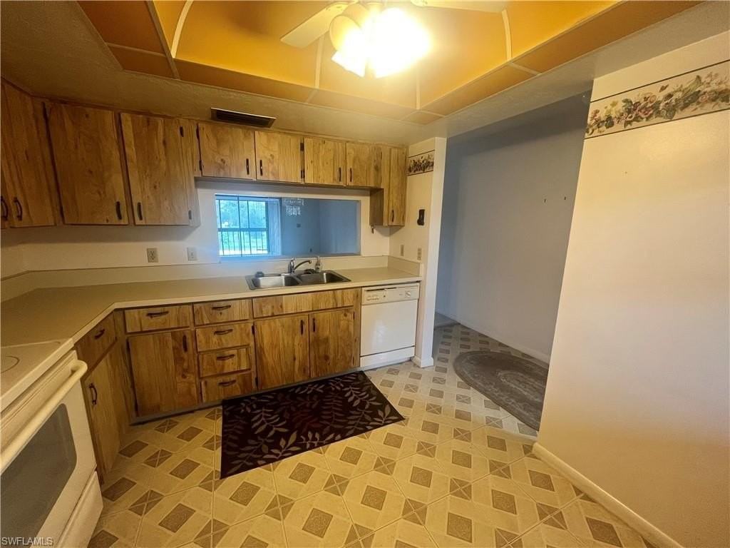 6150 Whiskey Creek Dr Apt 812 #812 - Photo 7 of 22