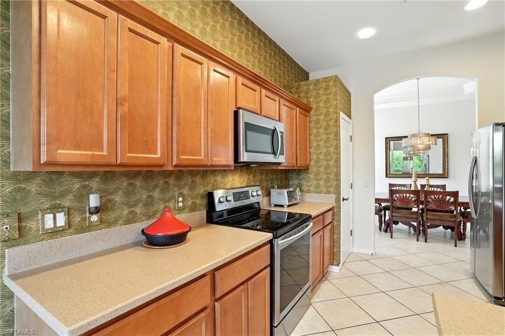 10080 Valiant Ct Apt 202 #202 - Photo 4 of 42