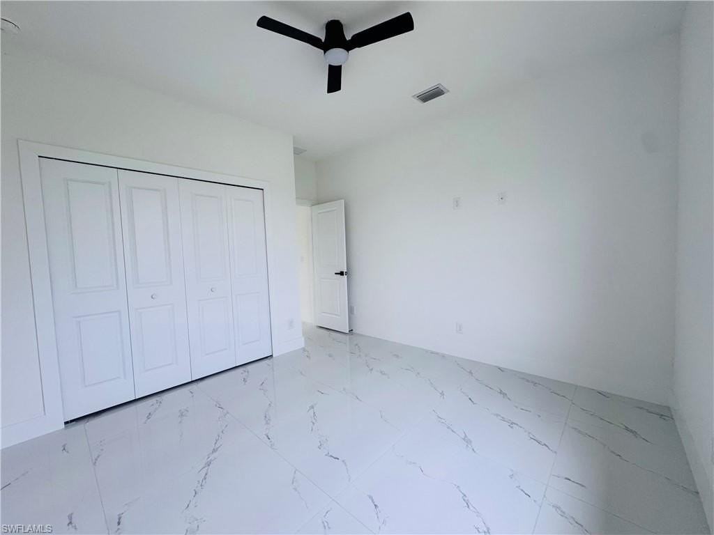 3304 67th St W - Photo 7 of 23