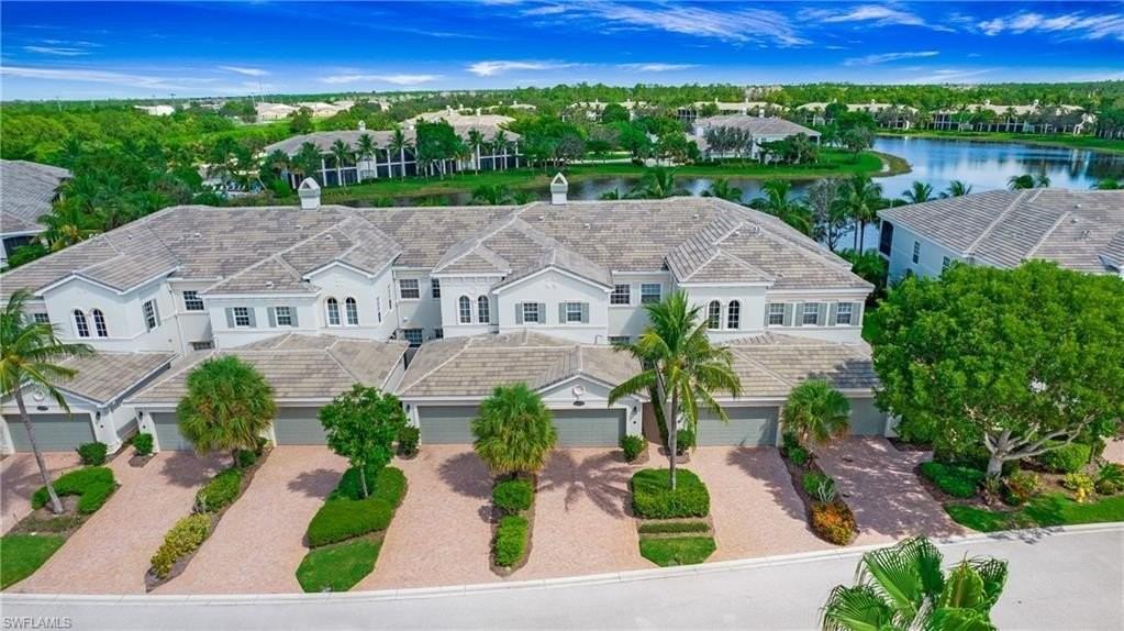 9239 Tesoro Ln Unit 3-203 #3-203 - Photo 3 of 26