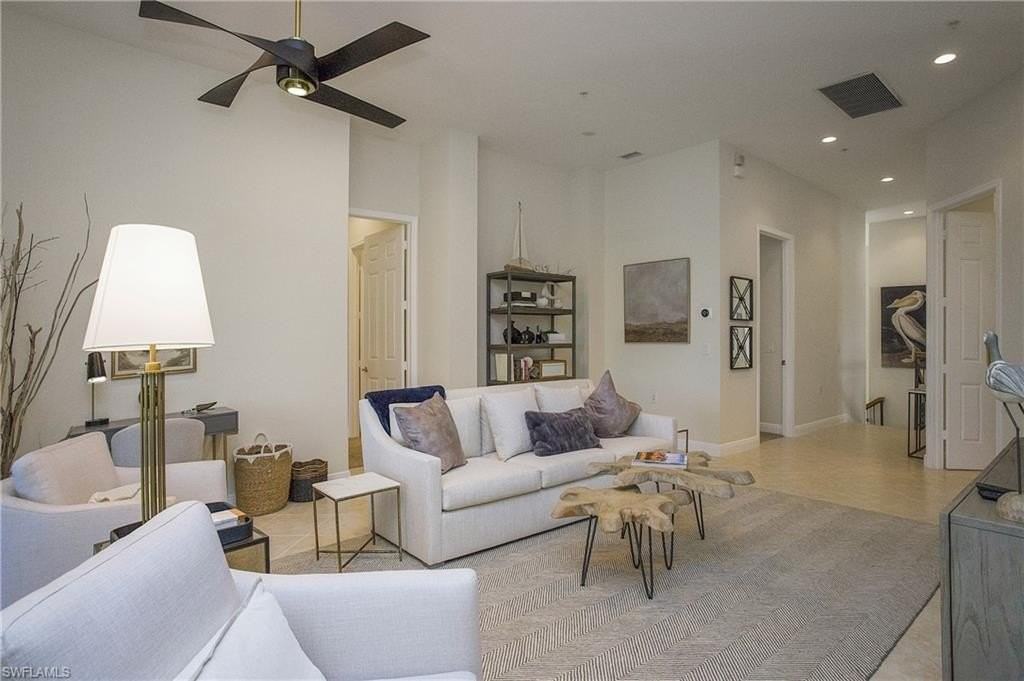 9239 Tesoro Ln Unit 3-203 #3-203 - Photo 7 of 26