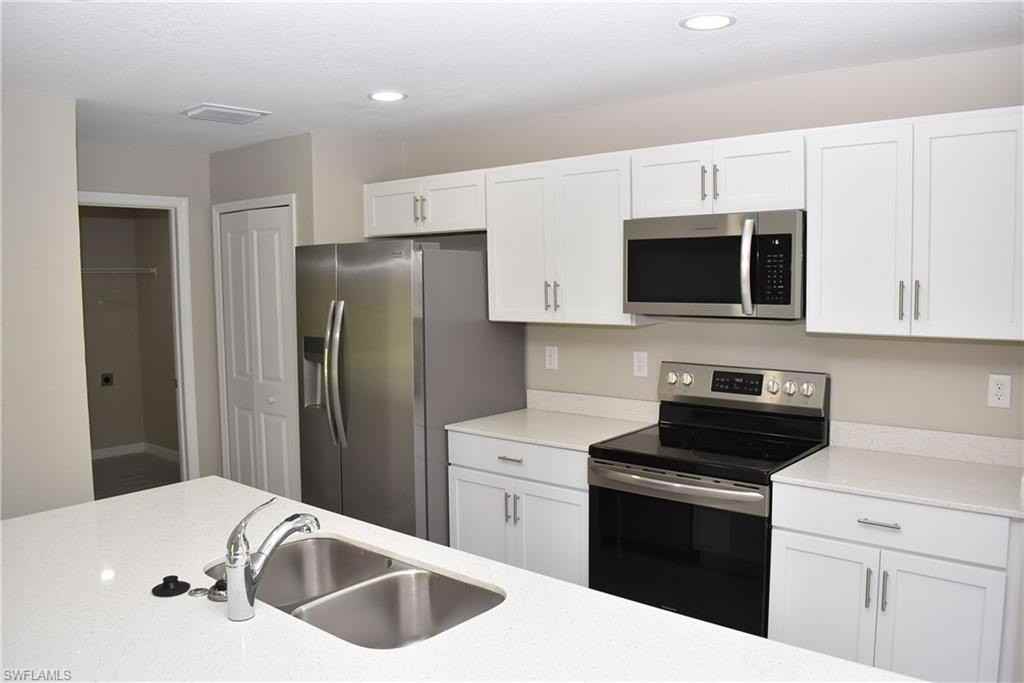 212 Antis Dr - Photo 2 of 28