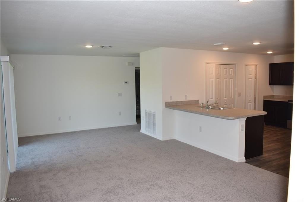 8388 Delong Ave - Photo 6 of 21