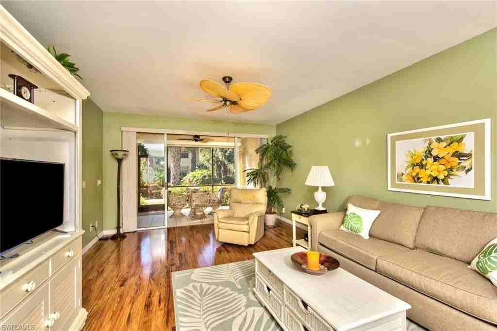 4200 Sawgrass Point Dr Apt 101 #101 - Photo 3 of 31