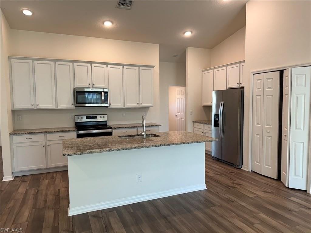 1712 Sw 3rd Ter Lot 21 - Photo 2 of 13