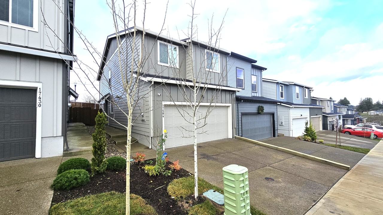 17504 Nw 10th Pl #1 - Photo 2 of 21