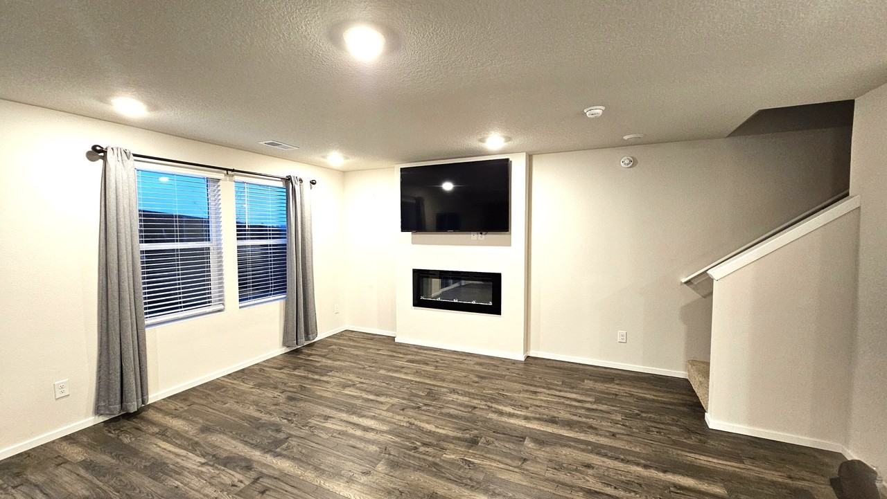 17504 Nw 10th Pl #1 - Photo 3 of 21