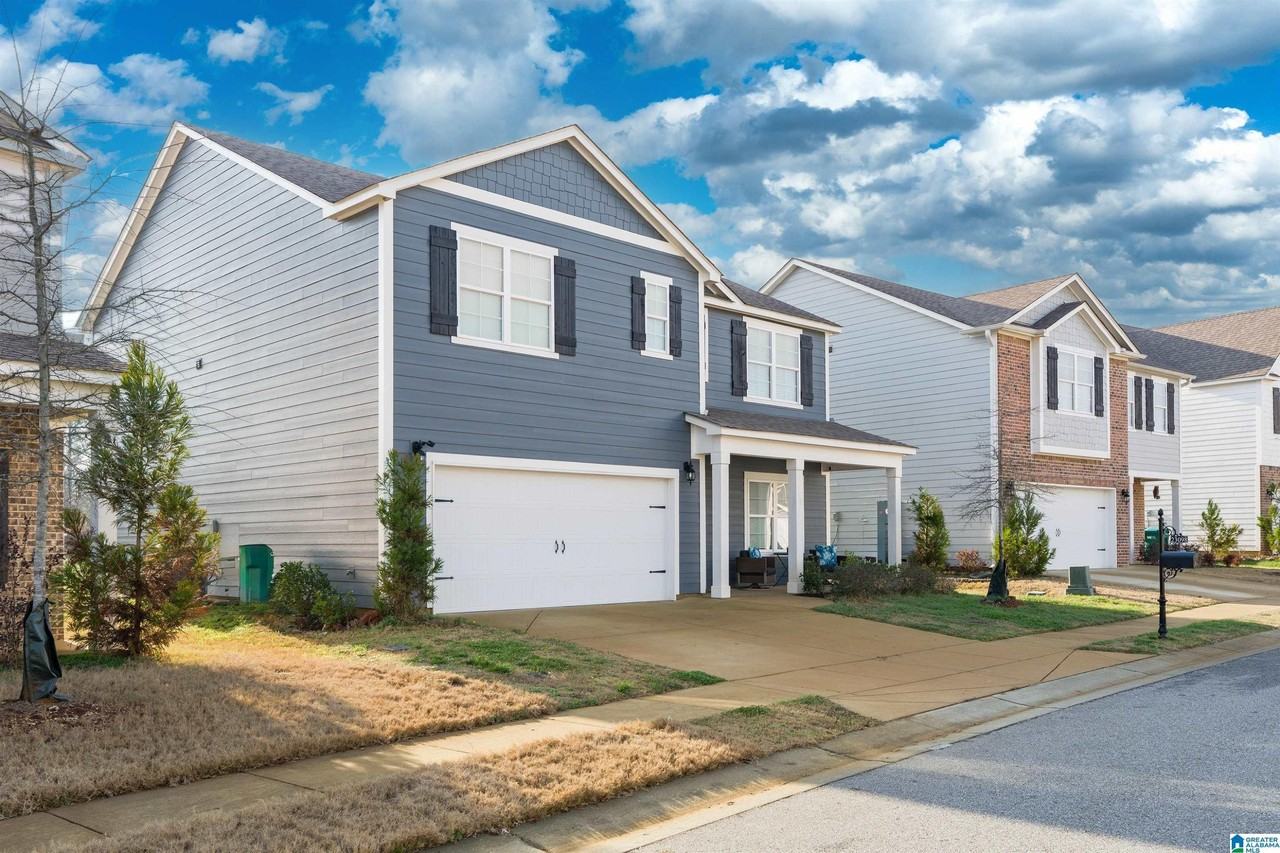 23098 Downing Park Cir - Photo 3 of 33