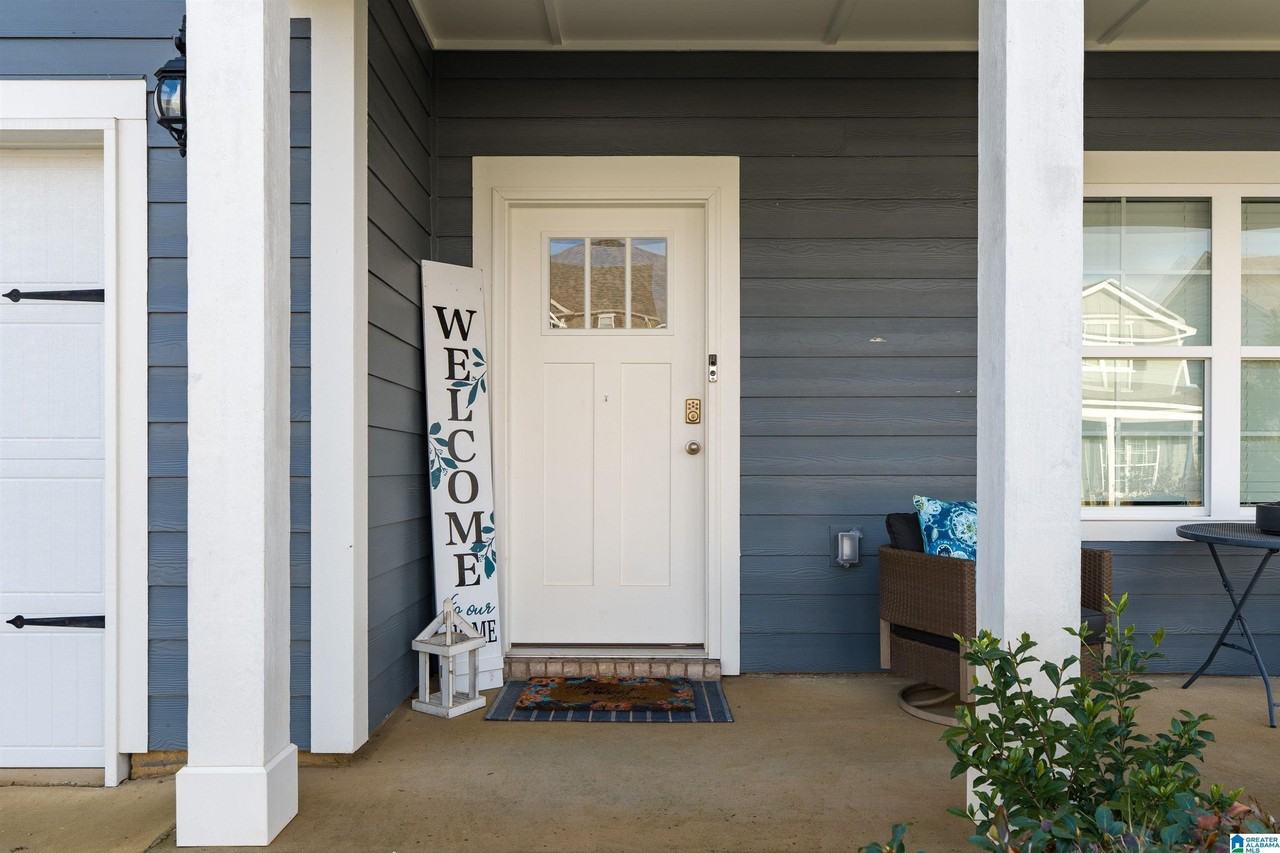 23098 Downing Park Cir - Photo 5 of 33