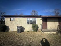 713 Smart St - Photo 1 of 1