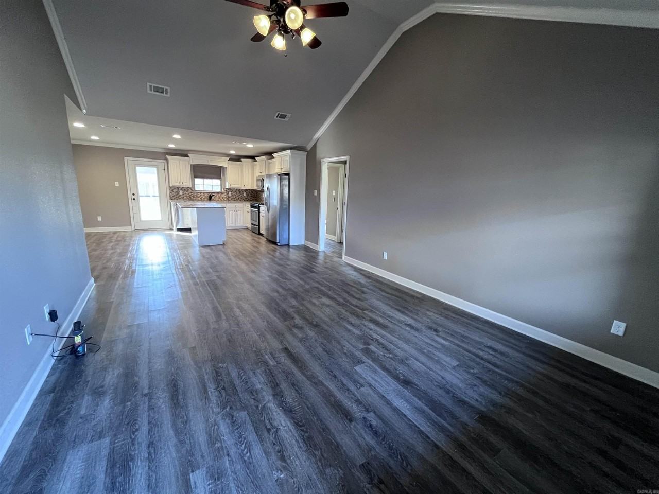 13 Kelby Ct - Photo 6 of 43