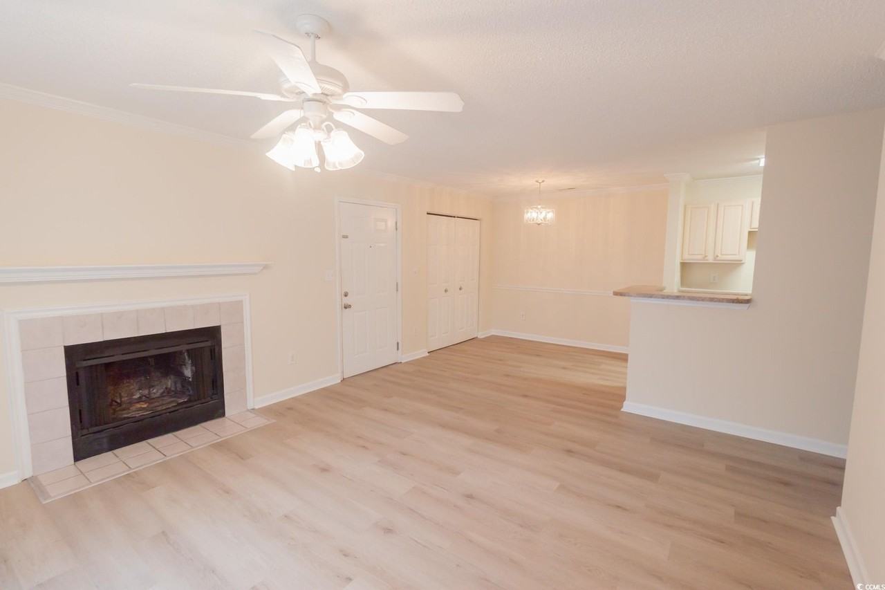 3795 Hitchcock Way - Photo 4 of 22