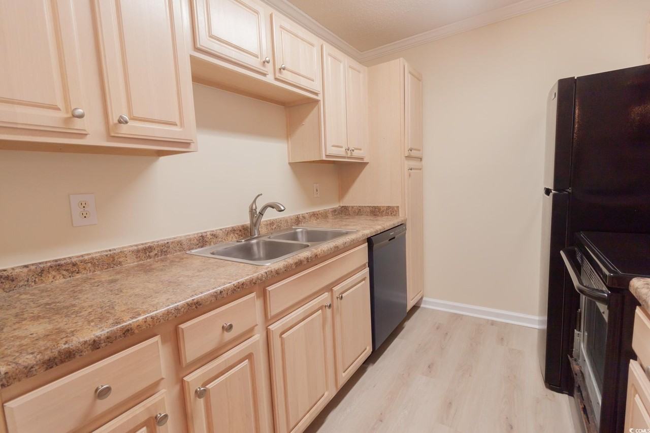 3795 Hitchcock Way - Photo 5 of 22