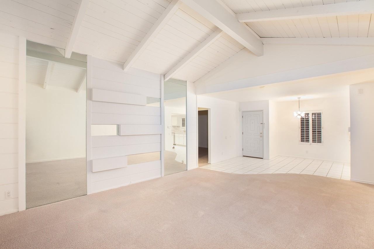 451 E Via Carisma Apt 65 #65 - Photo 4 of 20