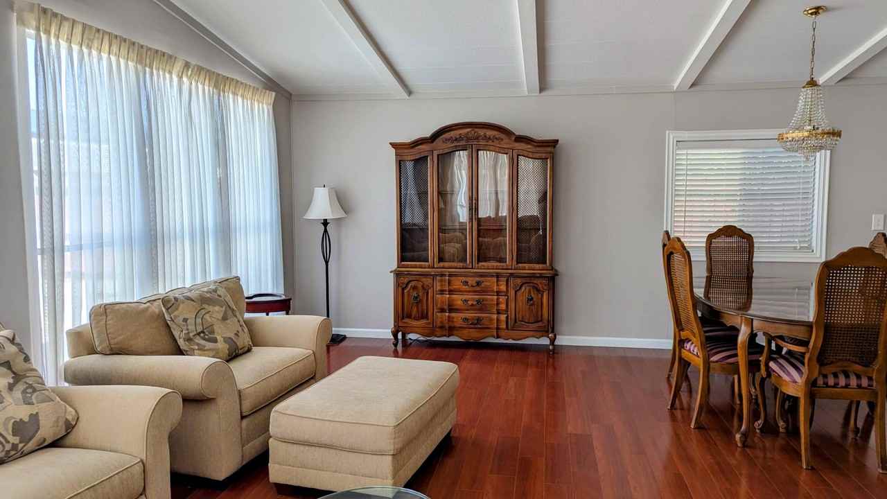 73530 Red Cir - Photo 6 of 26