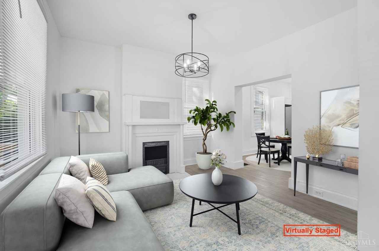 3475 Woodburn Ave - Photo 4 of 27