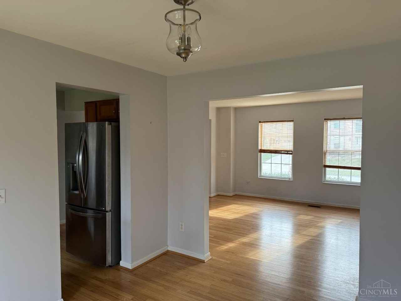 8538 Sunmont Dr - Photo 6 of 17